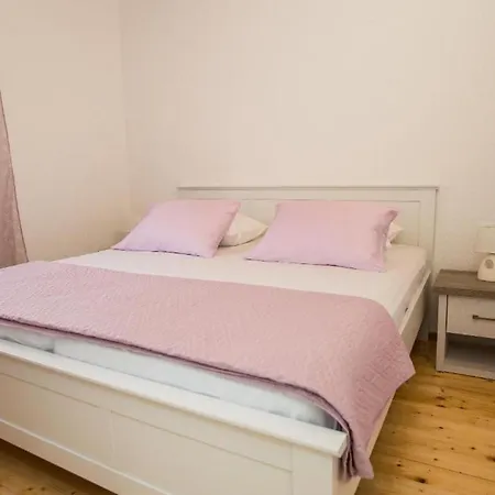 Vila Magic With Heated Pool