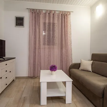 Vila Magic With Heated Pool Trbounje