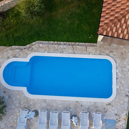 Vila Magic With Heated Pool