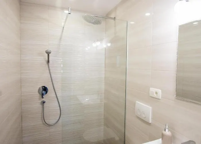 Villa Magic With Heated Pool Trbounje