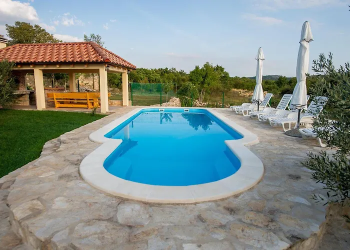 Magic With Heated Pool